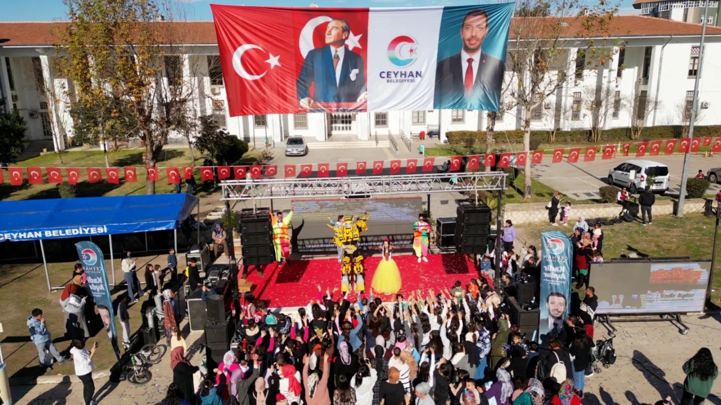 Başkan Aydar'dan Çocuklara Karne Hediyesi: Ceyhan'da Unutulmaz Bir Gün