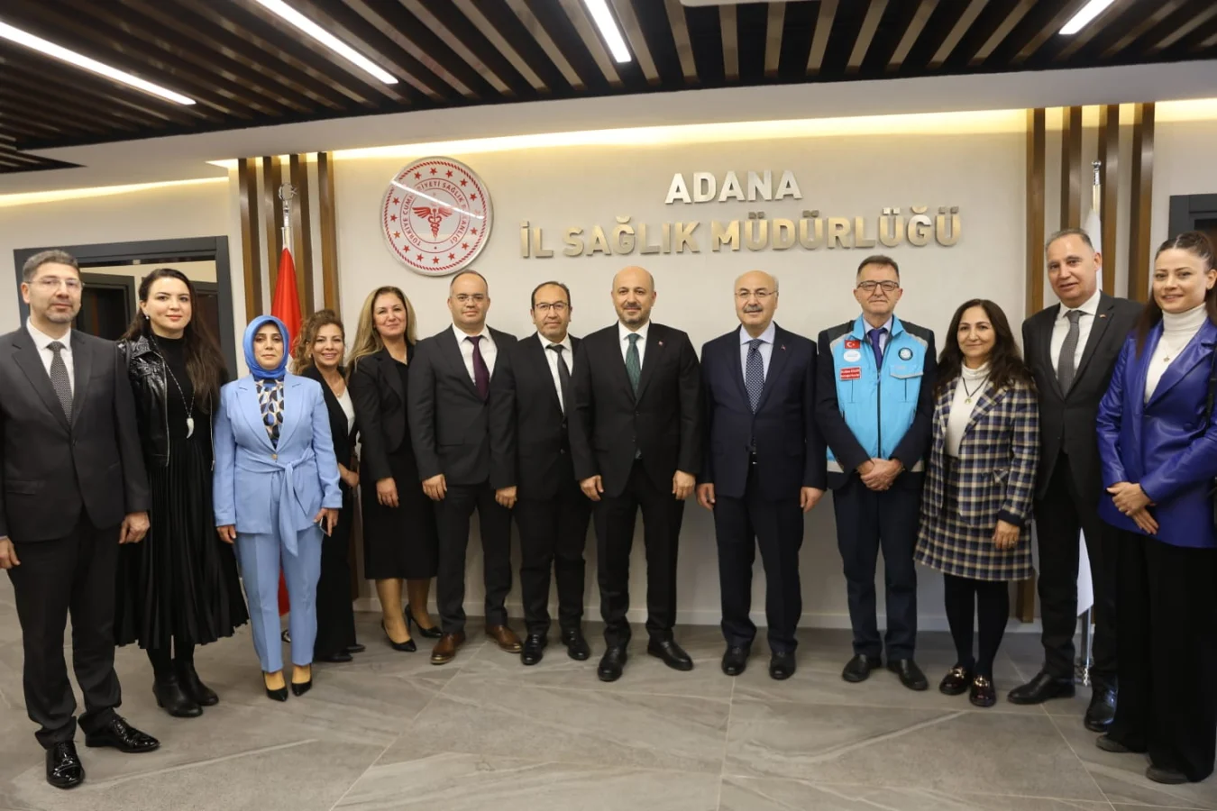 Adana'ya Sağlıkta Devrim: 17 Yeni Ambulans ve Araç Hizmete Girdi