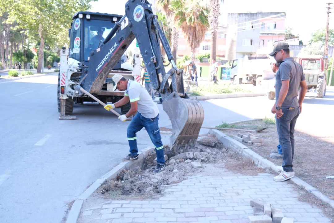 Başkan Vekili Yıldız: “Daha Temiz Bir Ceyhan İçin Sahadayız” Ceyhan’da Mahalle Mahalle Temizlik Seferberliği